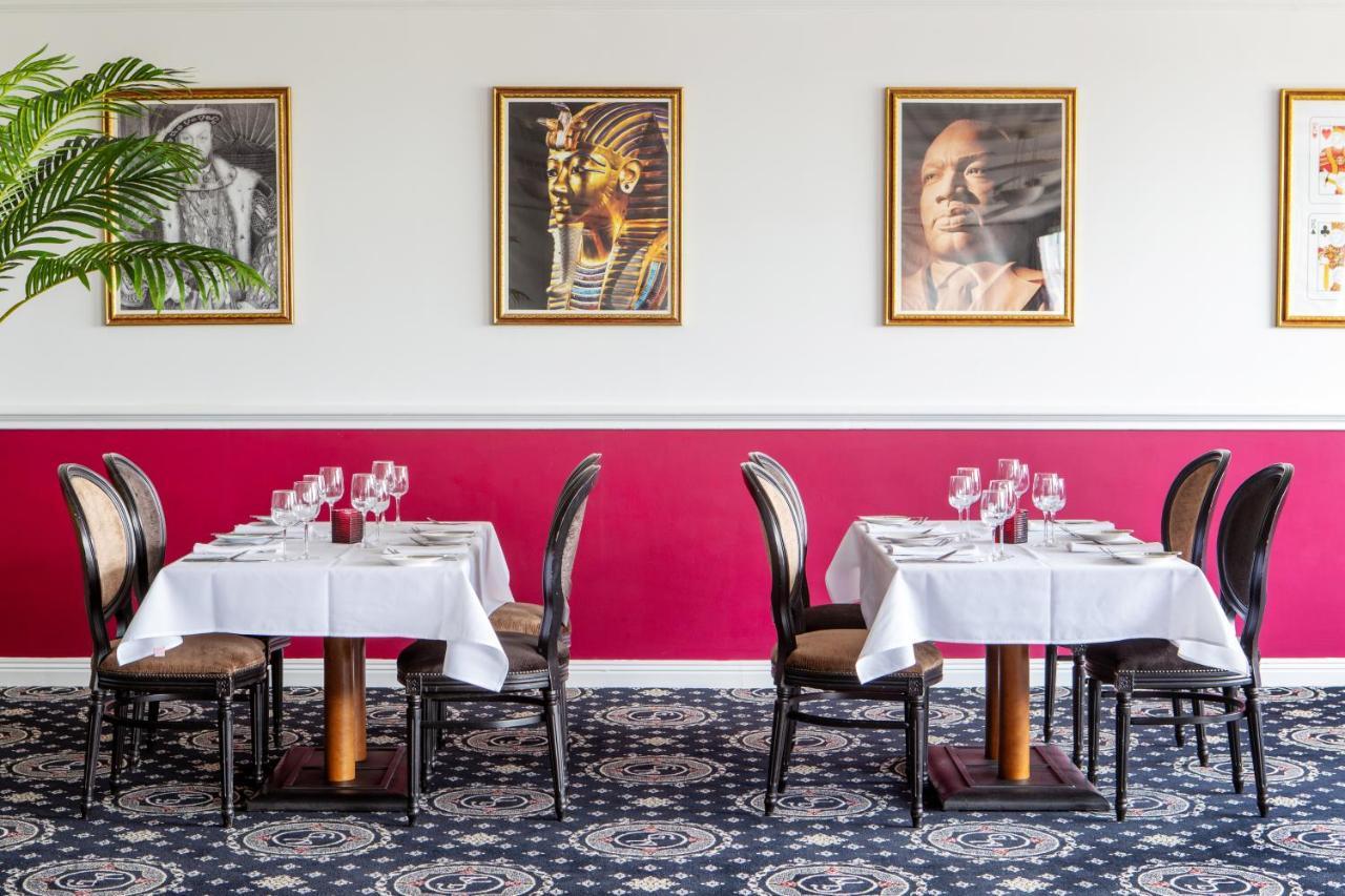 Hotel George & 3*