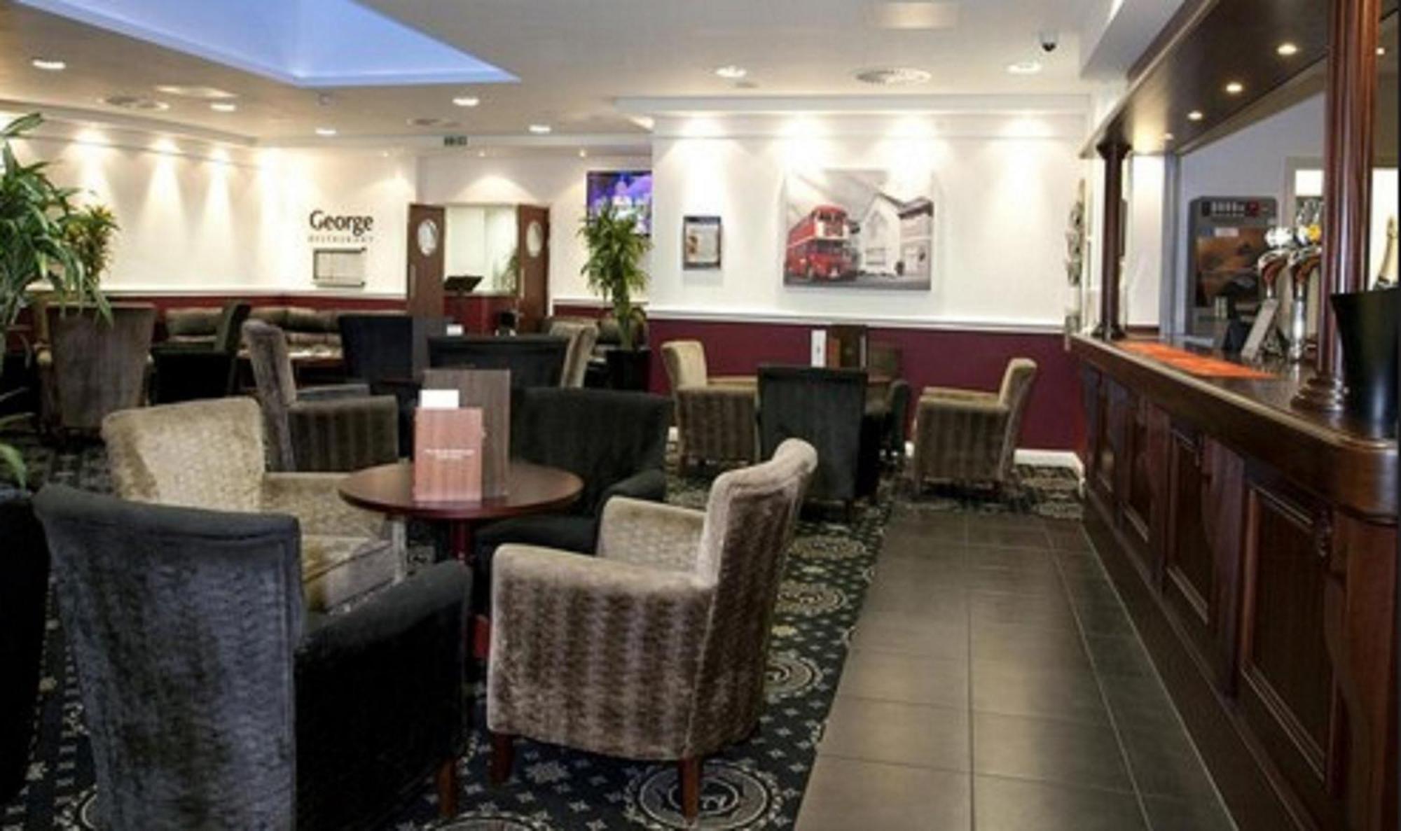 Hotel George & Frome Saint Quinton